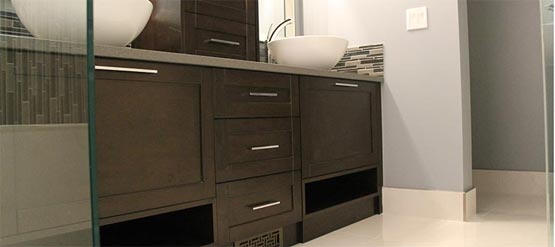 Top Ways To Organize Your Bathroom Cabinets – Crown Cabinets
